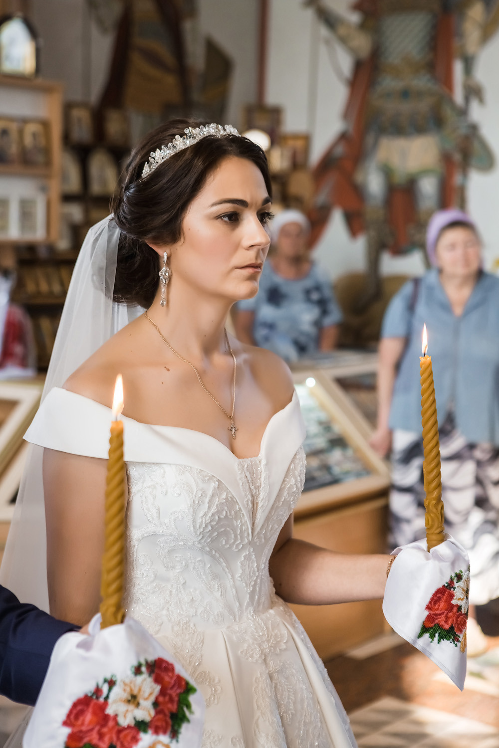 Венчание Петра и Феодосии в Храме-маяке Николая Чудотворца. Свадебный фотограф, фотосъемка в Крыму, Севастополе, Симферополе, Ялте