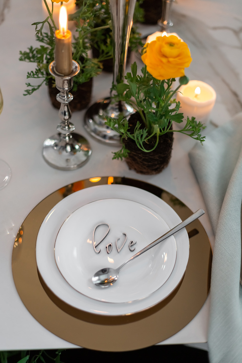 Артур и Алеся - весенняя свадьба в усадьбе 19 века в Крыму. Свадебный фотограф, фотосъемка в Крыму, Севастополе, Симферополе, Ялте