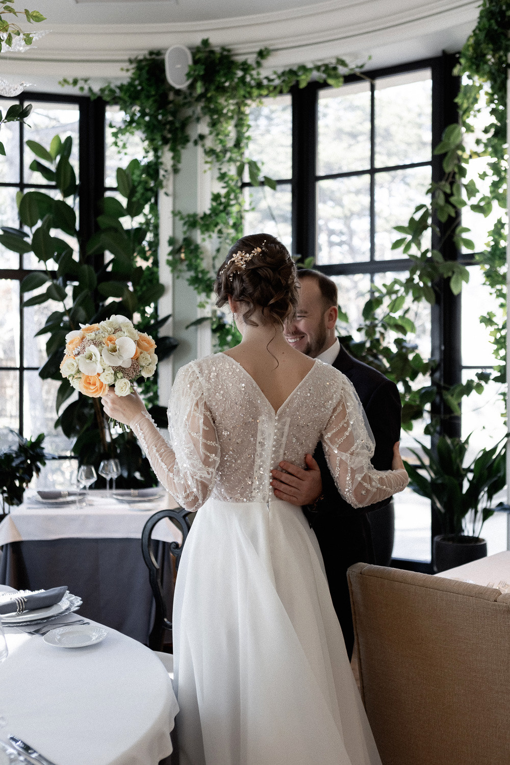 Алексей и Екатерина - свадьба для двоих в отеле Pallasa в Ялте. Свадебный фотограф, фотосъемка в Крыму, Севастополе, Симферополе, Ялте