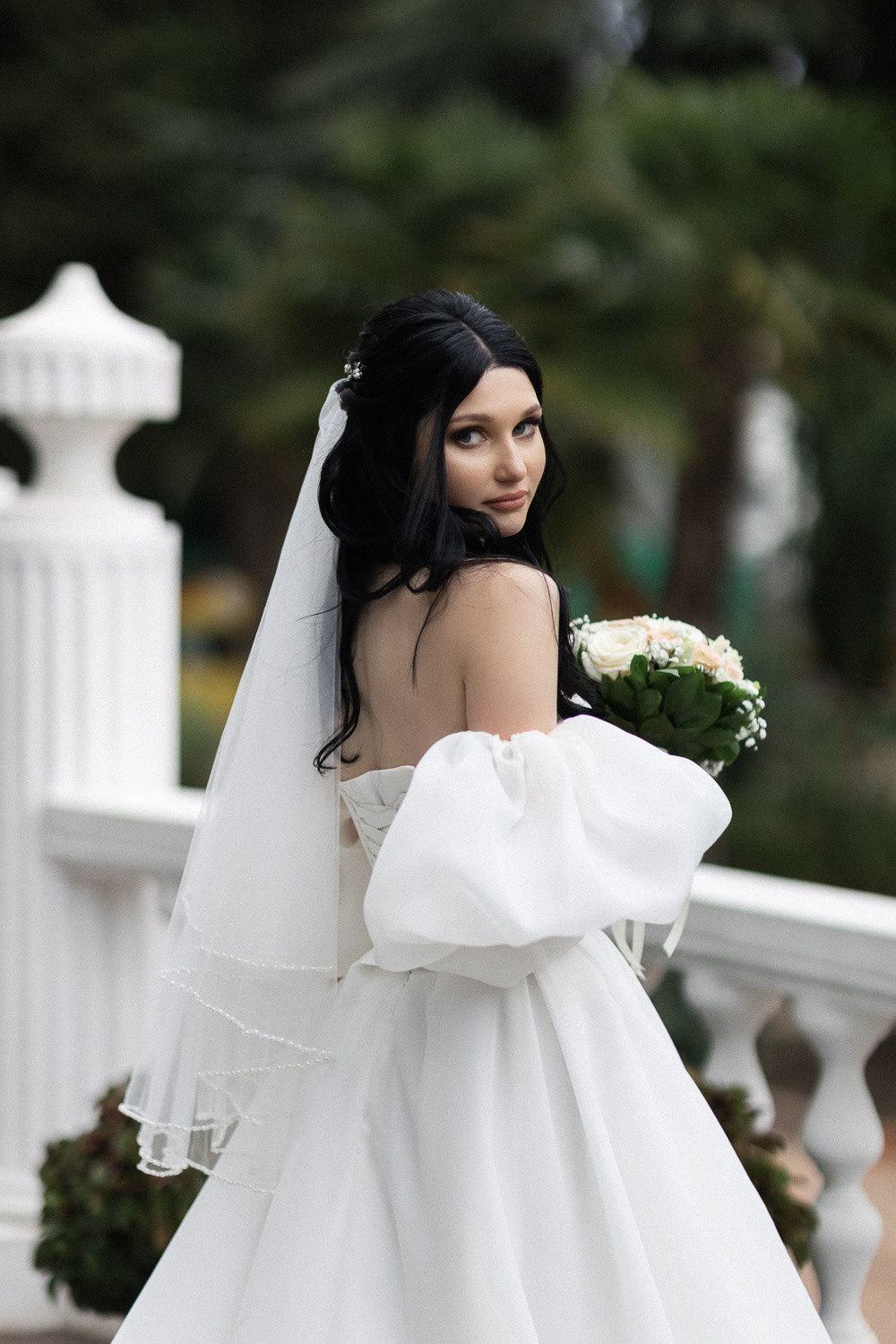 Коля и Катя - свадьба в отеле Ривьера Санрайз в Алуште. Свадебный фотограф, фотосъемка в Крыму, Севастополе, Симферополе, Ялте