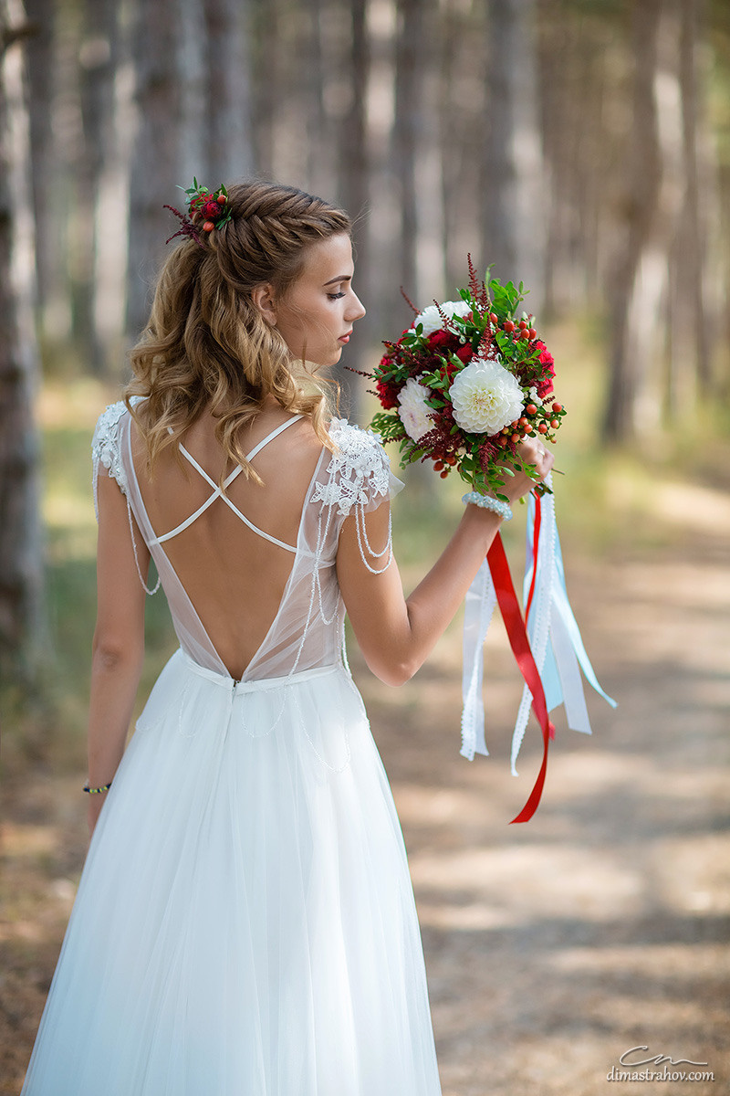 Паша и Таня свадебная фотосессия в лесу. Свадебный фотограф, фотосъемка в Крыму, Севастополе, Симферополе, Ялте