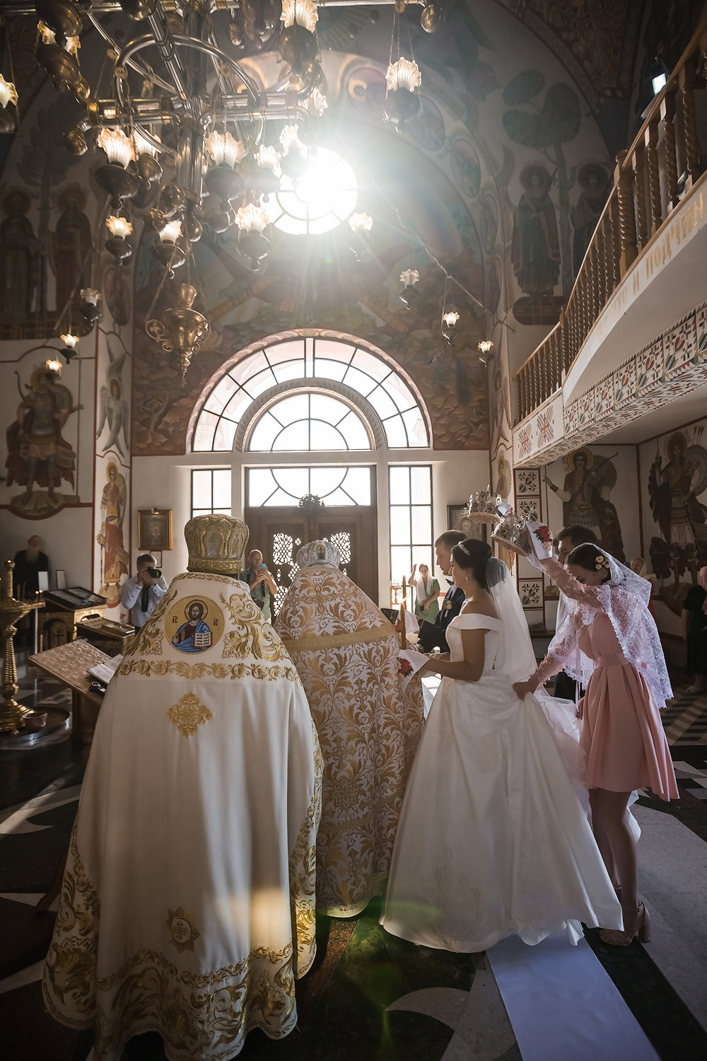 Венчание Петра и Феодосии в Храме-маяке Николая Чудотворца. Свадебный фотограф, фотосъемка в Крыму, Севастополе, Симферополе, Ялте