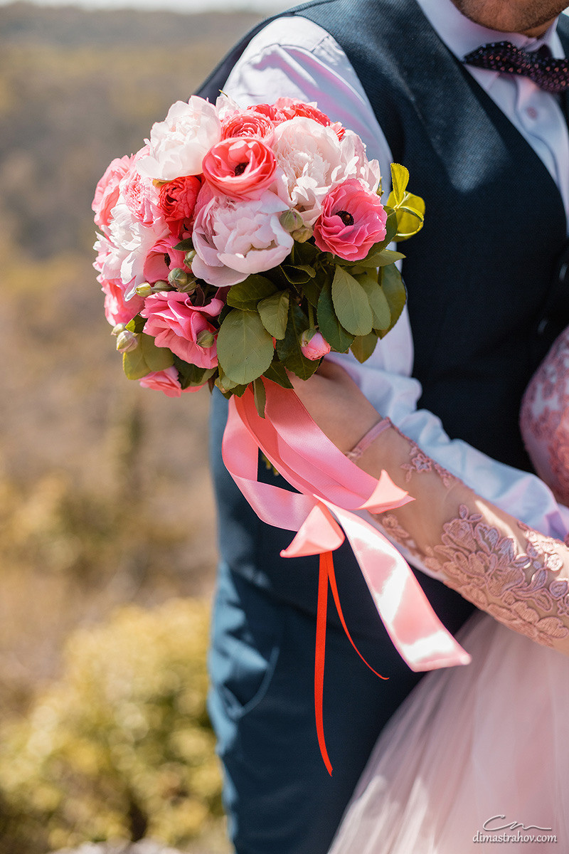 Свадебная фотосессия в Крыму в горах на море в необычных местах Севаст. Свадебный фотограф, фотосъемка в Крыму, Севастополе, Симферополе, Ялте