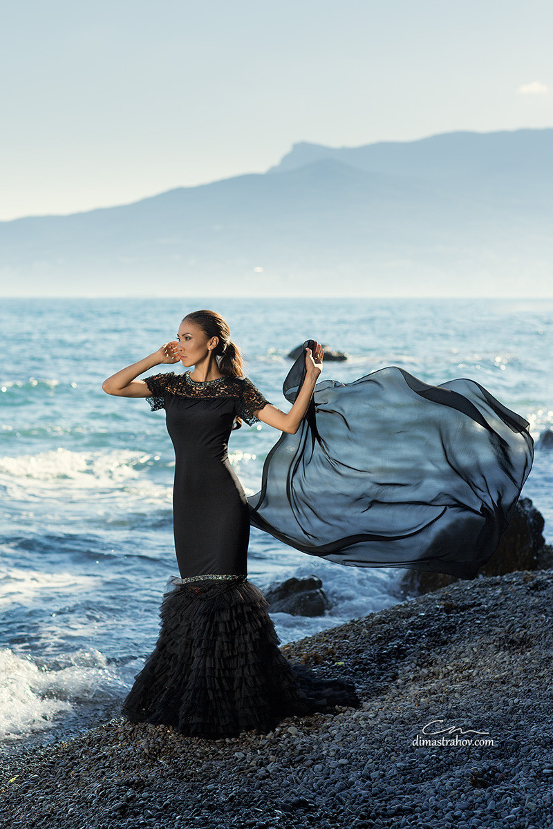 Фотосессия в  платьях в Крыму. Женская и детская фотосессия. Свадебный фотограф, фотосъемка в Крыму, Севастополе, Симферополе, Ялте