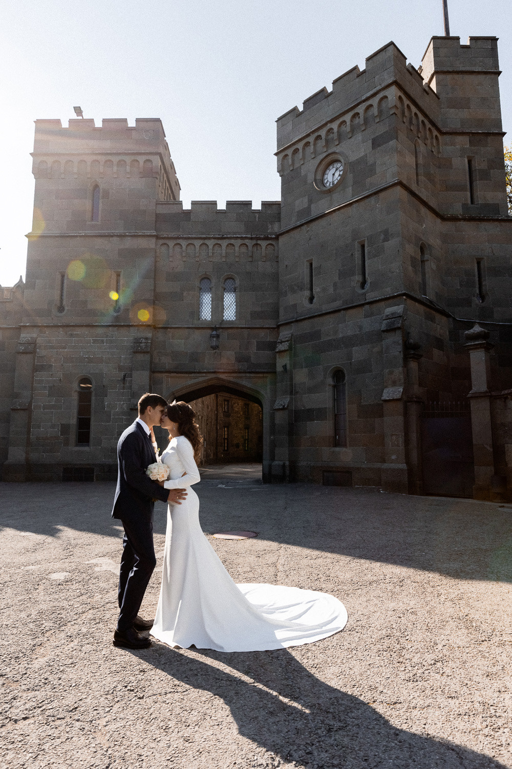 Андрей и Катя - свадебная фотосессия в Воронцовском дворце. Свадебный фотограф, фотосъемка в Крыму, Севастополе, Симферополе, Ялте