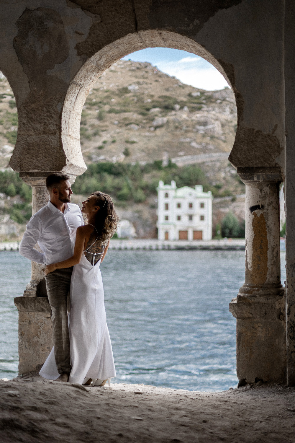 Сергей и Карина - свадебная фотосессия для двоих на Фиоленте. Свадебный фотограф, фотосъемка в Крыму, Севастополе, Симферополе, Ялте