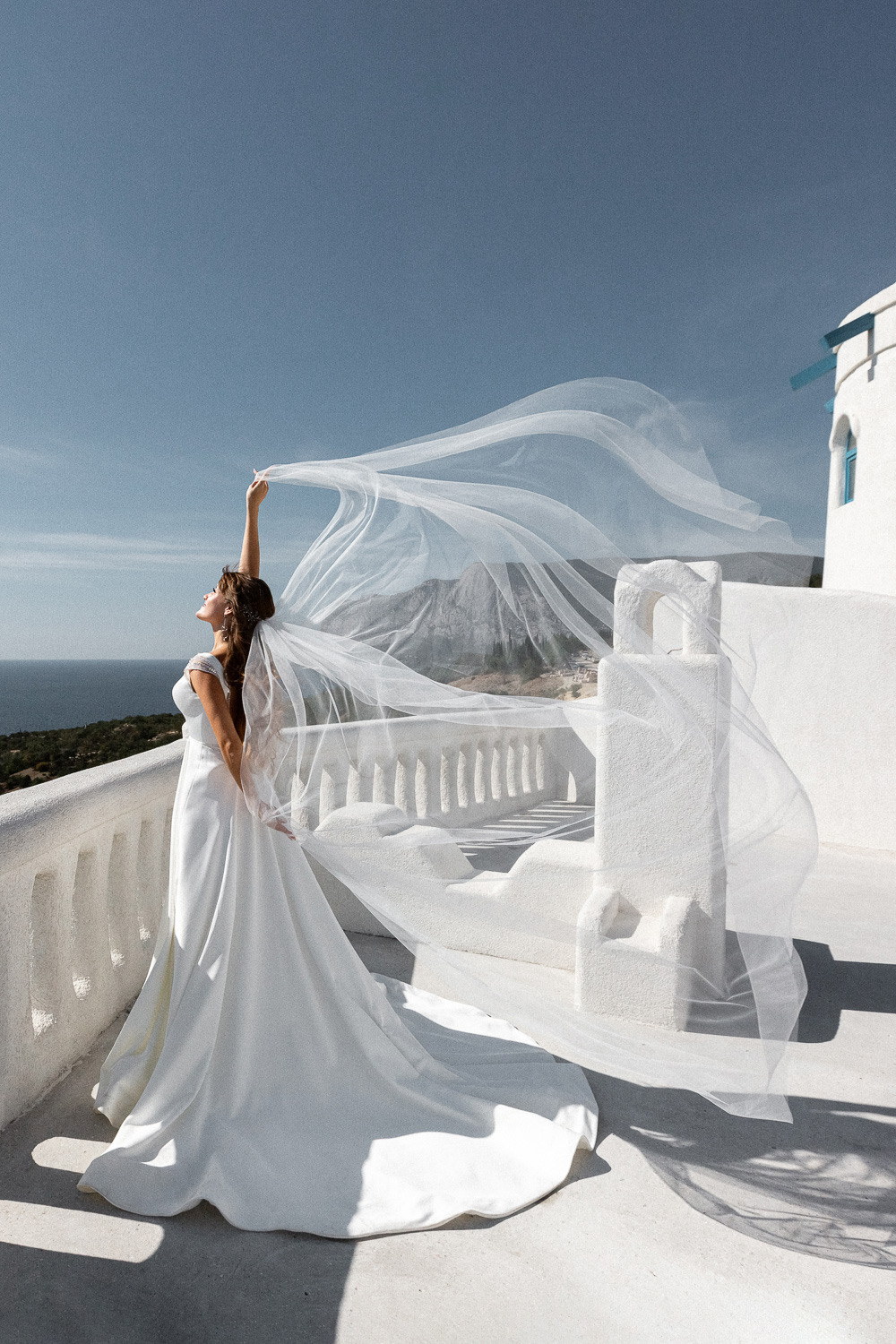 Александр и Виктория - фотосессия на Крымском Санторини. Свадебный фотограф, фотосъемка в Крыму, Севастополе, Симферополе, Ялте