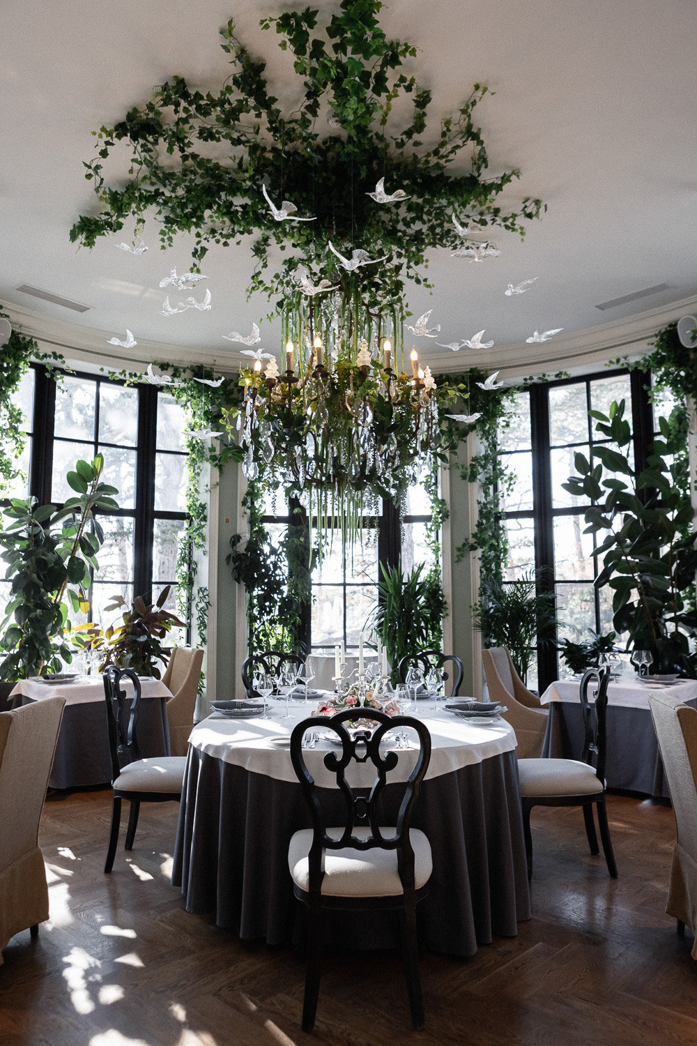 Алексей и Екатерина - свадьба для двоих в отеле Pallasa в Ялте. Свадебный фотограф, фотосъемка в Крыму, Севастополе, Симферополе, Ялте