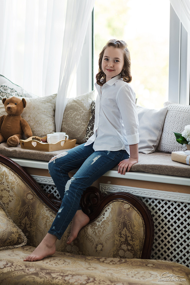 Семейная фотосессия в ожидании Чуда в студии. Свадебный фотограф, фотосъемка в Крыму, Севастополе, Симферополе, Ялте