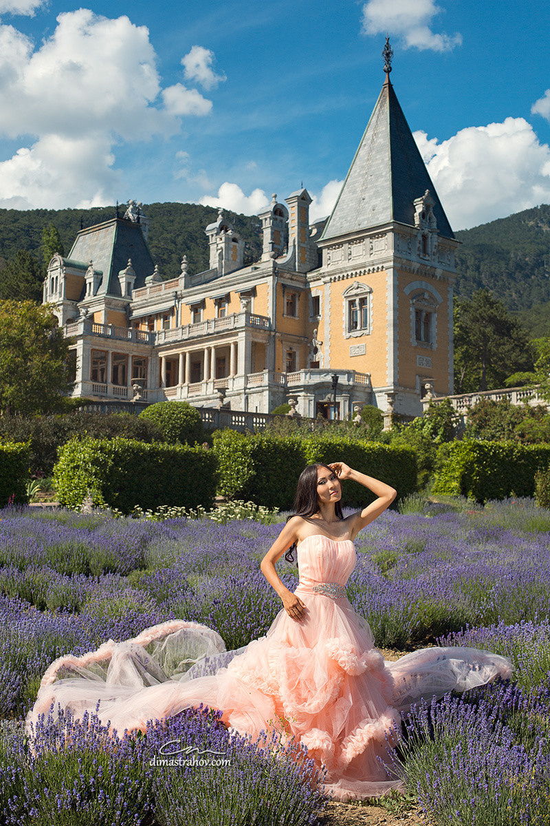 Фотосессия в  платьях в Крыму. Женская и детская фотосессия. Свадебный фотограф, фотосъемка в Крыму, Севастополе, Симферополе, Ялте