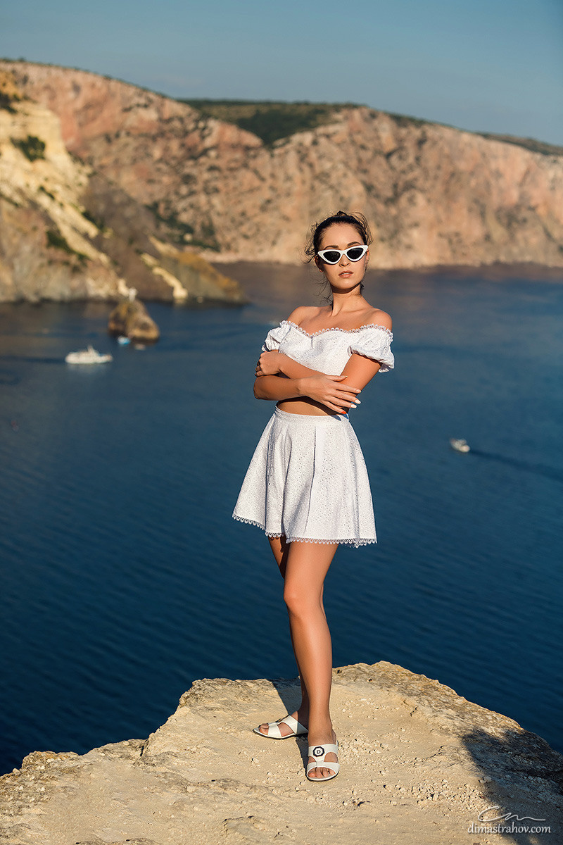 Кристина. Индивидуальная фотосессия на обрыве Фиолент. Свадебный фотограф, фотосъемка в Крыму, Севастополе, Симферополе, Ялте