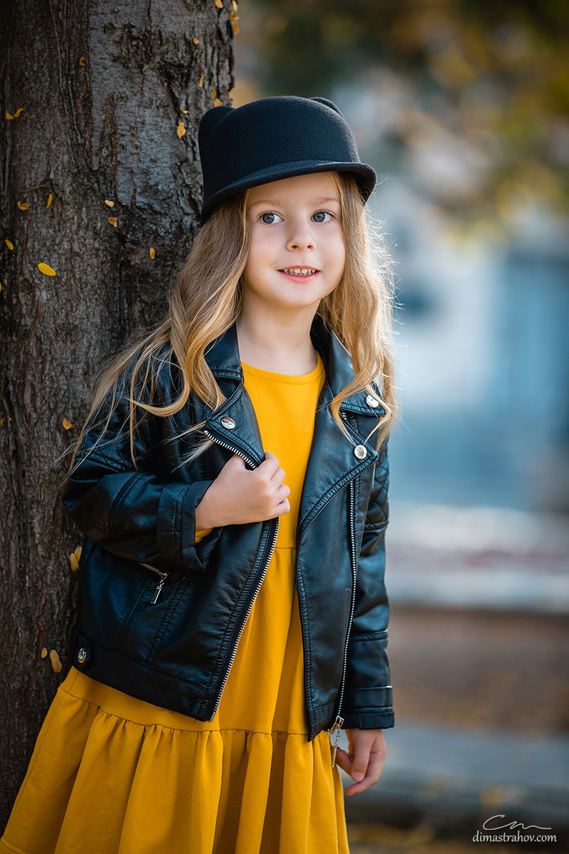 Осенняя семейная фотосессия в лесу, в Севастополе. Свадебный фотограф, фотосъемка в Крыму, Севастополе, Симферополе, Ялте