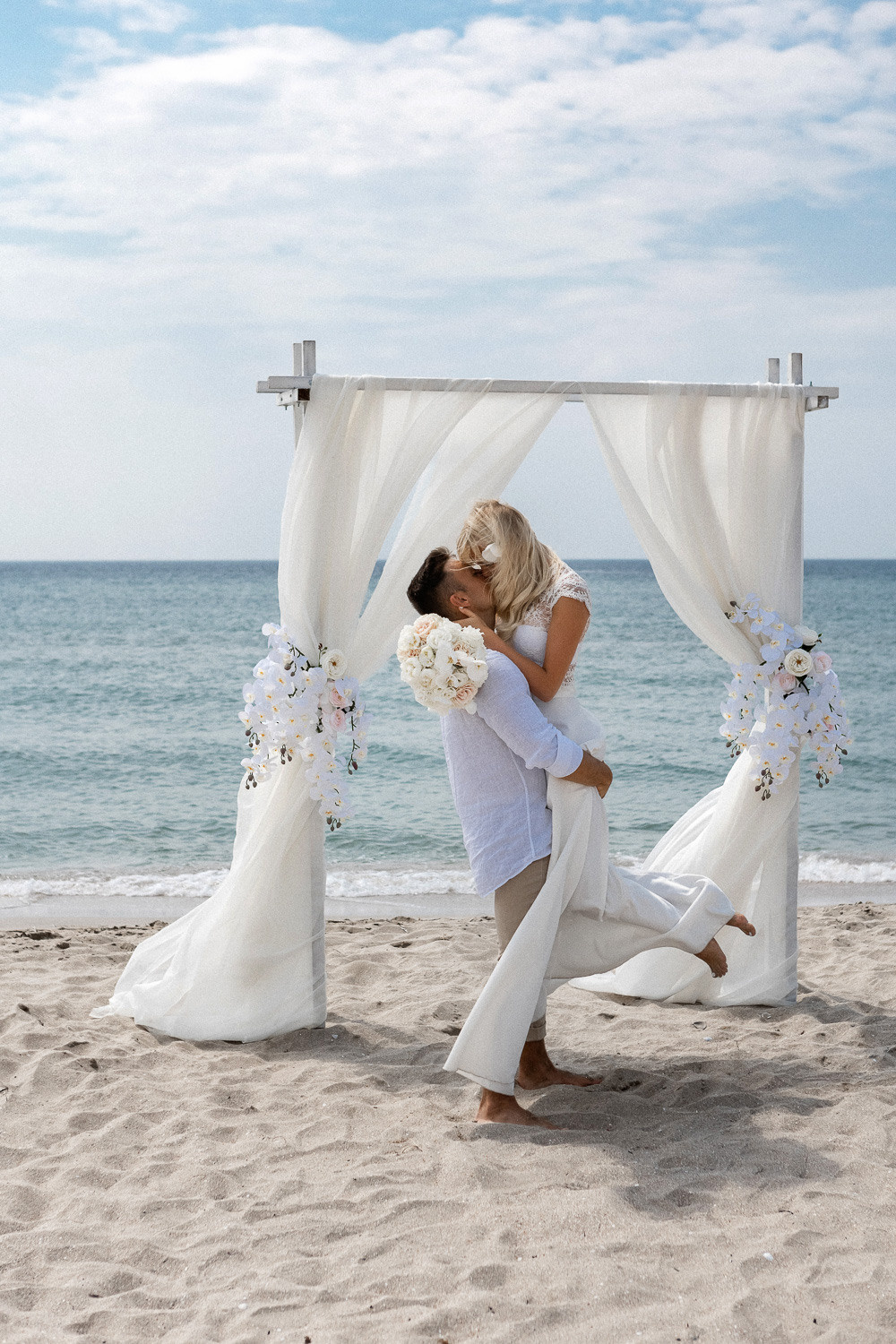 Артём и Мария - свадьба для двоих и выездная церемония. Свадебный фотограф, фотосъемка в Крыму, Севастополе, Симферополе, Ялте