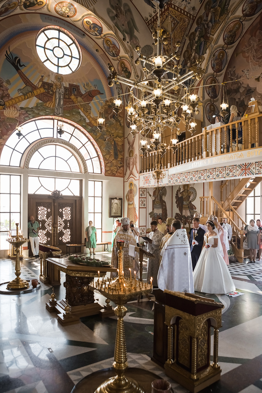 Венчание Петра и Феодосии в Храме-маяке Николая Чудотворца. Свадебный фотограф, фотосъемка в Крыму, Севастополе, Симферополе, Ялте