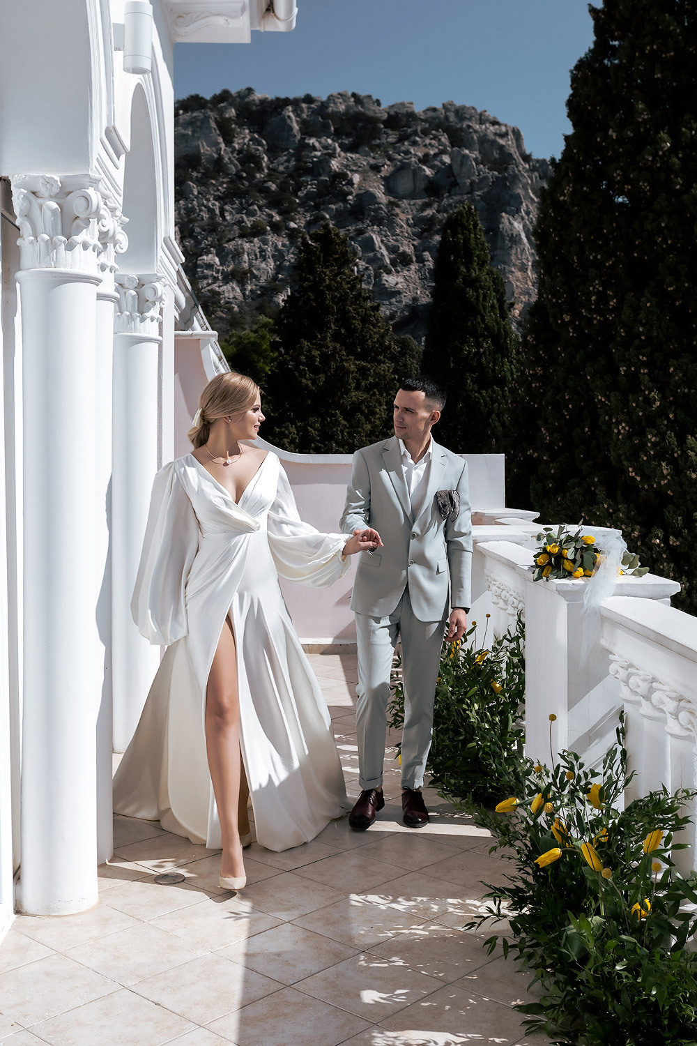 Артур и Алеся - весенняя свадьба в усадьбе 19 века в Крыму. Свадебный фотограф, фотосъемка в Крыму, Севастополе, Симферополе, Ялте