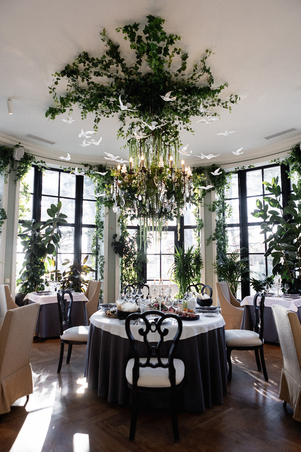 Алексей и Екатерина - свадьба для двоих в отеле Pallasa в Ялте. Свадебный фотограф, фотосъемка в Крыму, Севастополе, Симферополе, Ялте