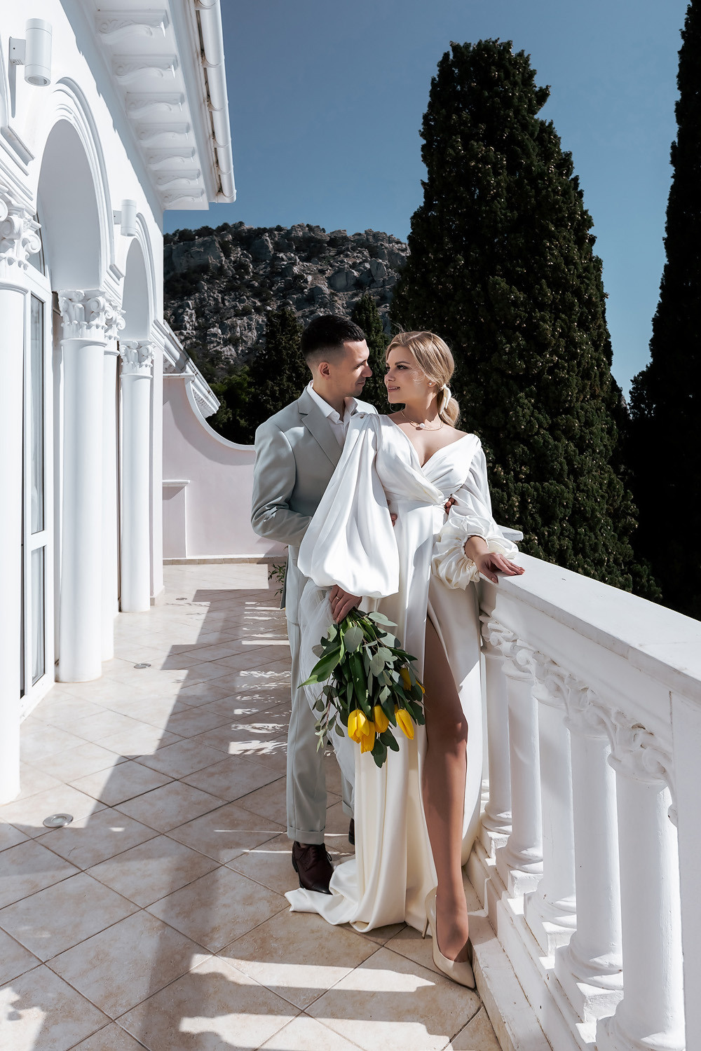 Артур и Алеся - весенняя свадьба в усадьбе 19 века в Крыму. Свадебный фотограф, фотосъемка в Крыму, Севастополе, Симферополе, Ялте