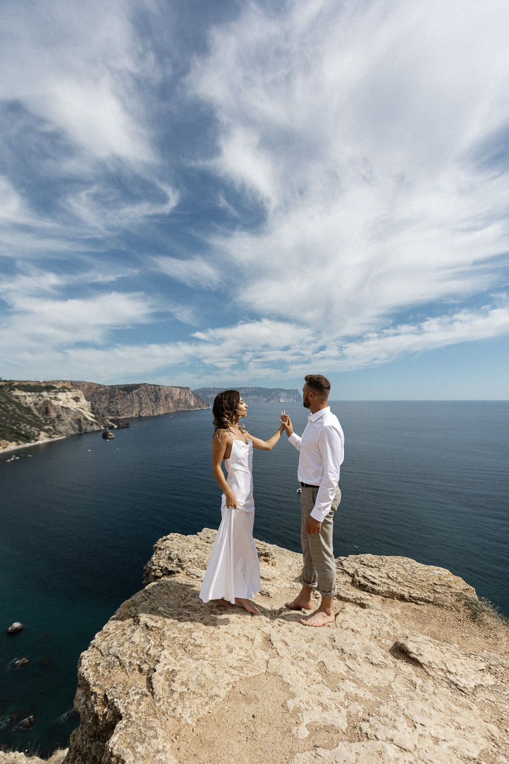 Сергей и Карина - свадебная фотосессия для двоих на Фиоленте. Свадебный фотограф, фотосъемка в Крыму, Севастополе, Симферополе, Ялте