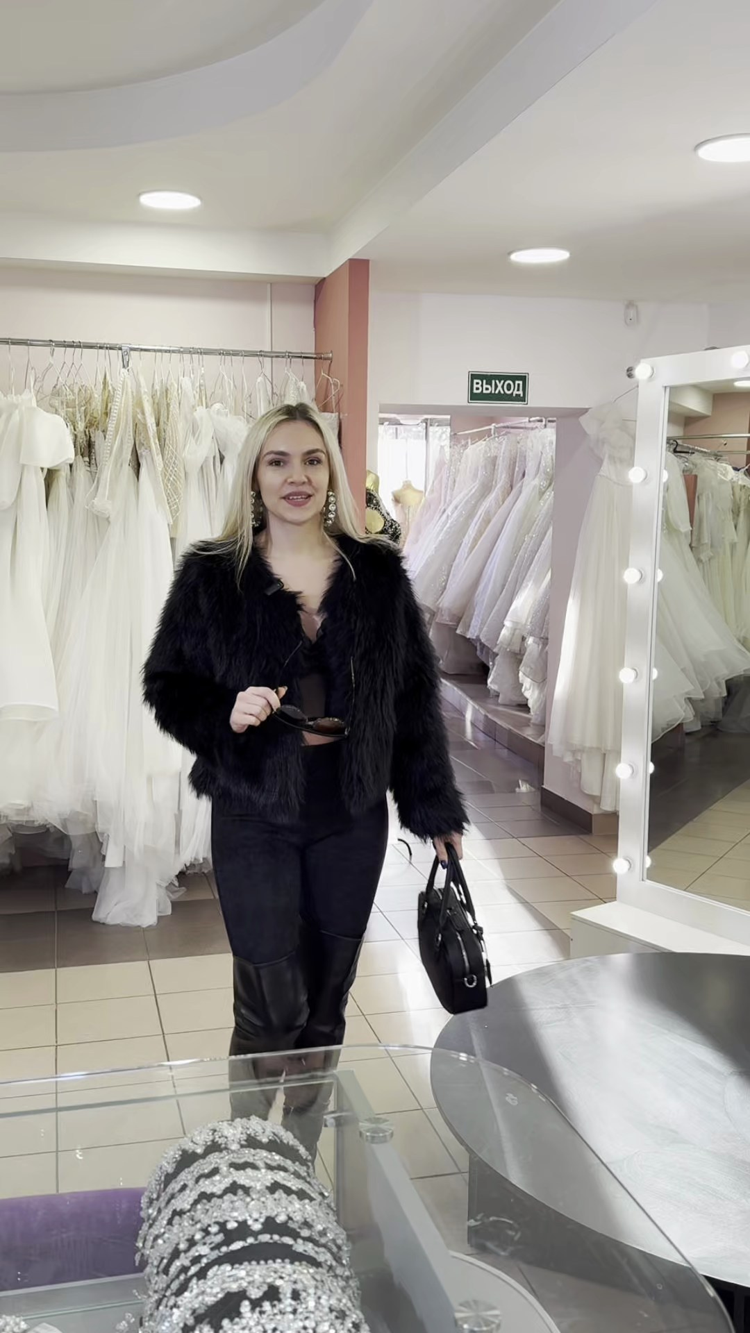 События салона. Свадебный салон Саратов — Charmante