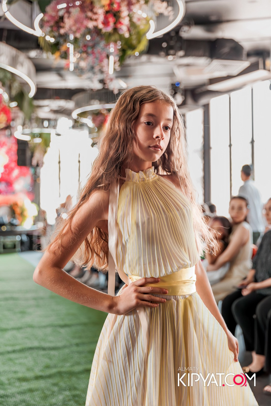 PROM KIDS FASHION SHOW. КИПЯТКОМ АЛМАТЫ!