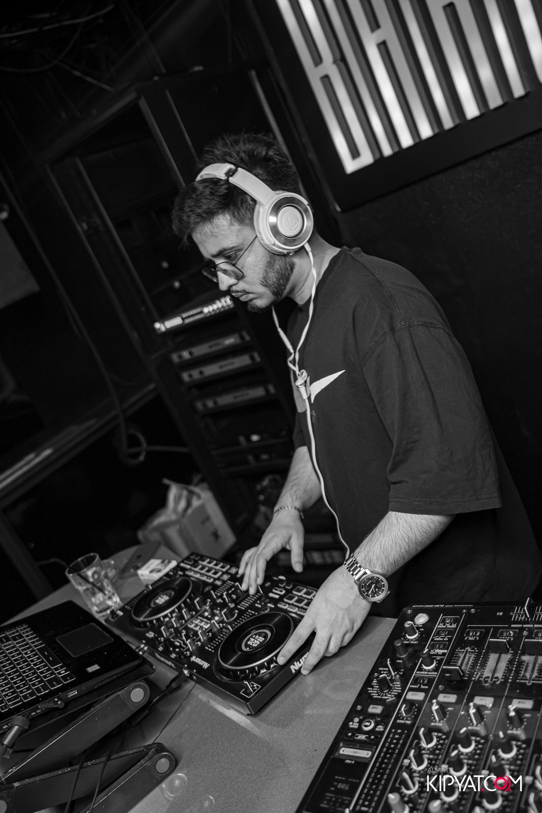 BARCODE. КИПЯТКОМ АЛМАТЫ!