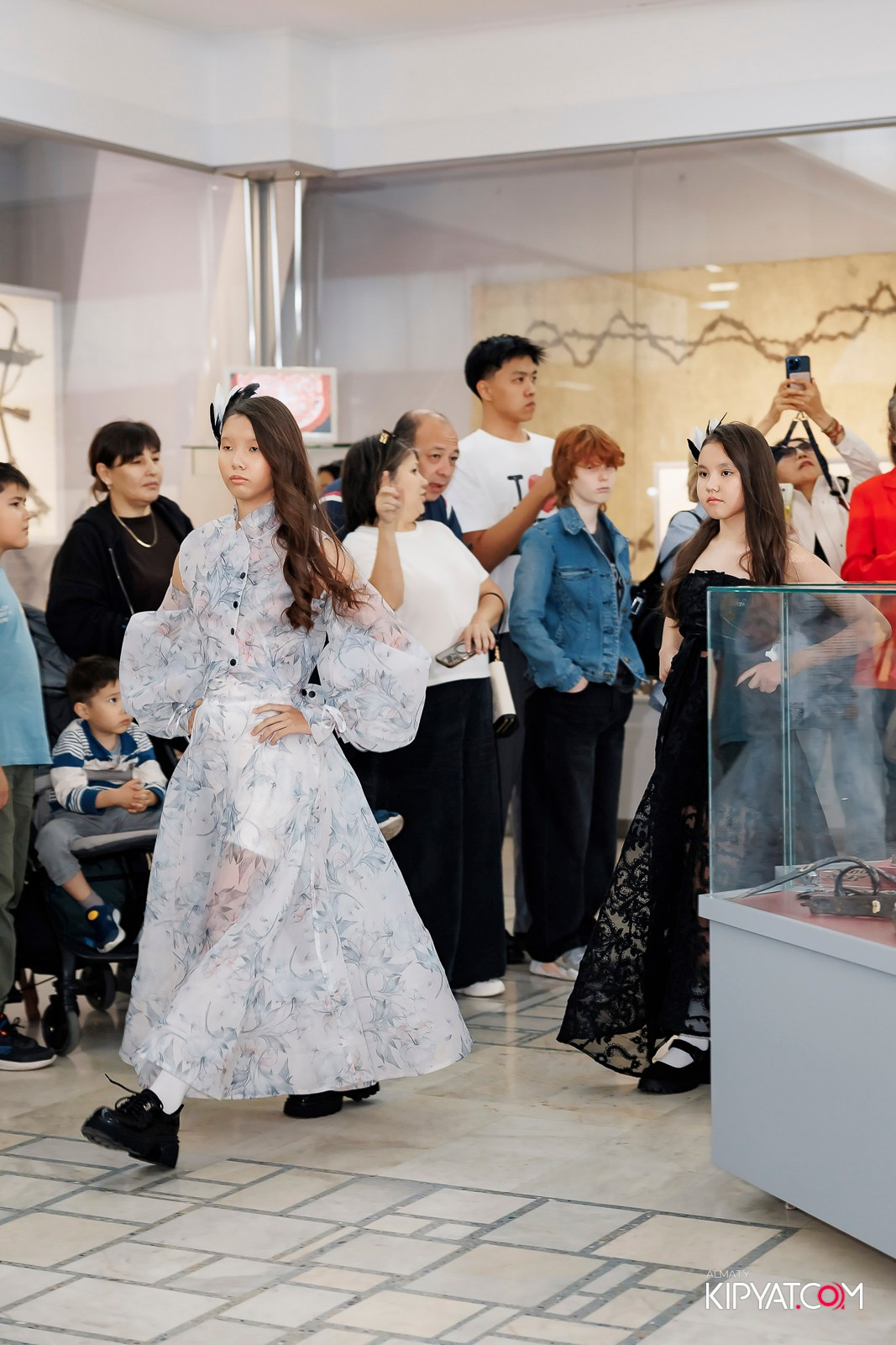 JUNIOR MODELS SHOW. ПЕРФОМАНС НОЧЬ В МУЗЕЕ. КИПЯТКОМ АЛМАТЫ! Фотосъемка мероприятий в Алматы