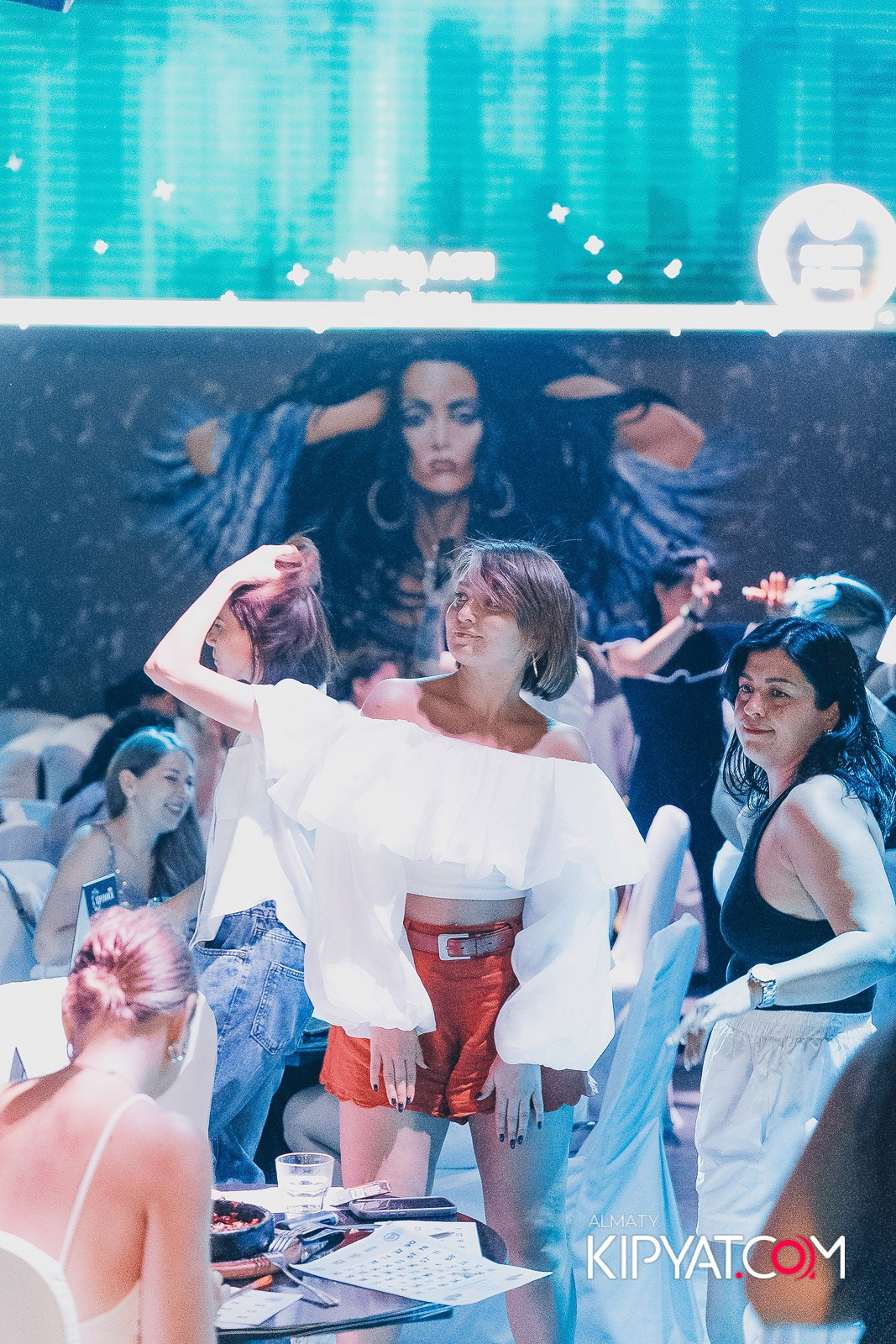 МУЗЫКАЛЬНОЕ ЛОТО В HIT RETRO. КИПЯТКОМ АЛМАТЫ!