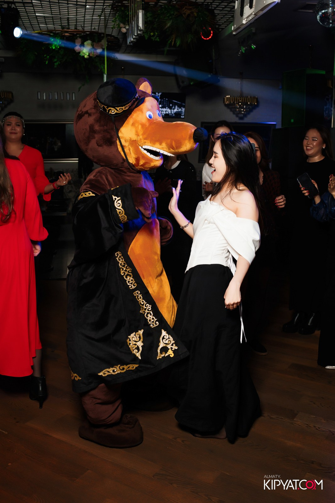 УХО И МЕДВЕДЬ НА КУРМАНГАЗЫ. КИПЯТКОМ АЛМАТЫ!