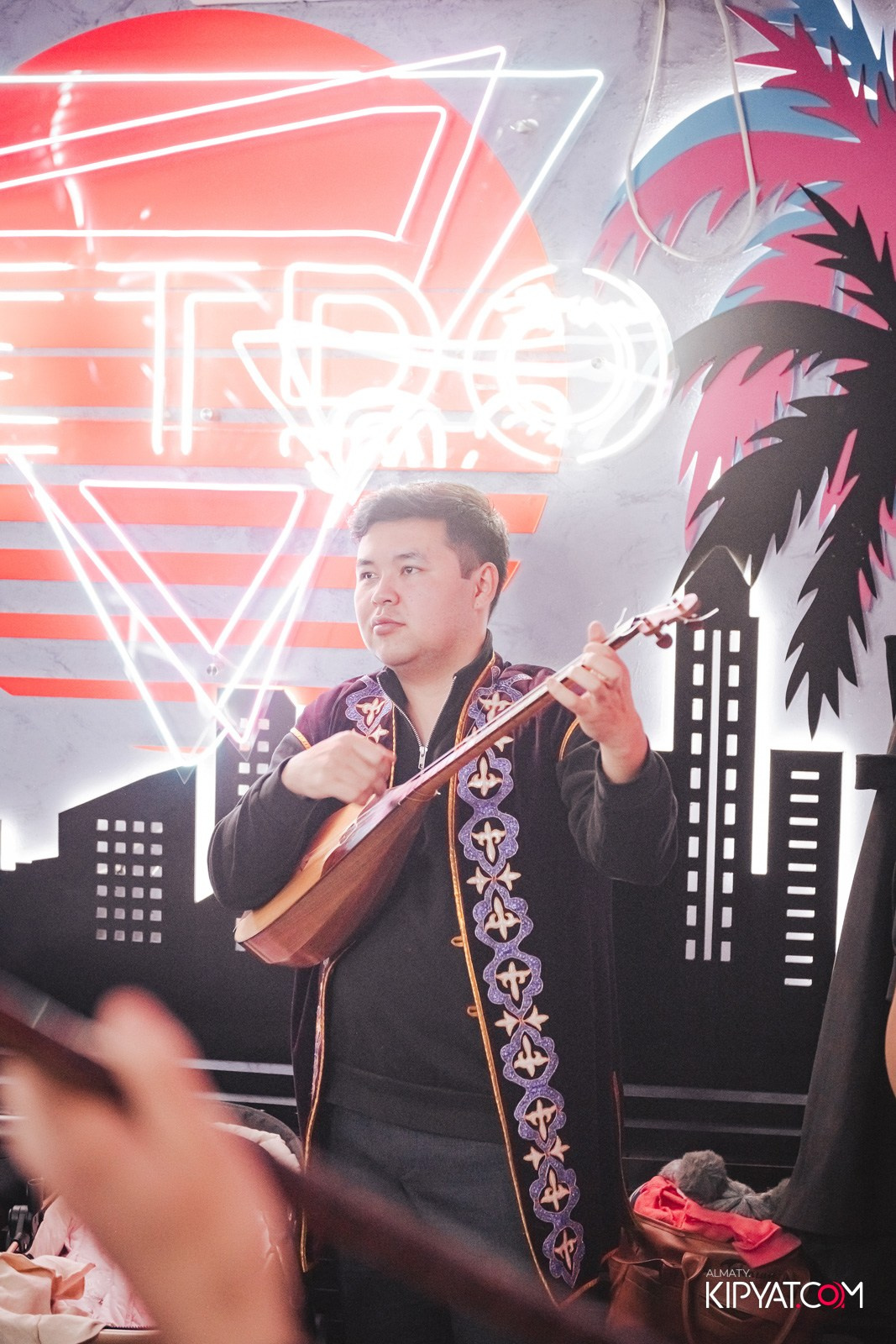 УХО И МЕДВЕДЬ НА ГАГАРИНА. КИПЯТКОМ АЛМАТЫ!