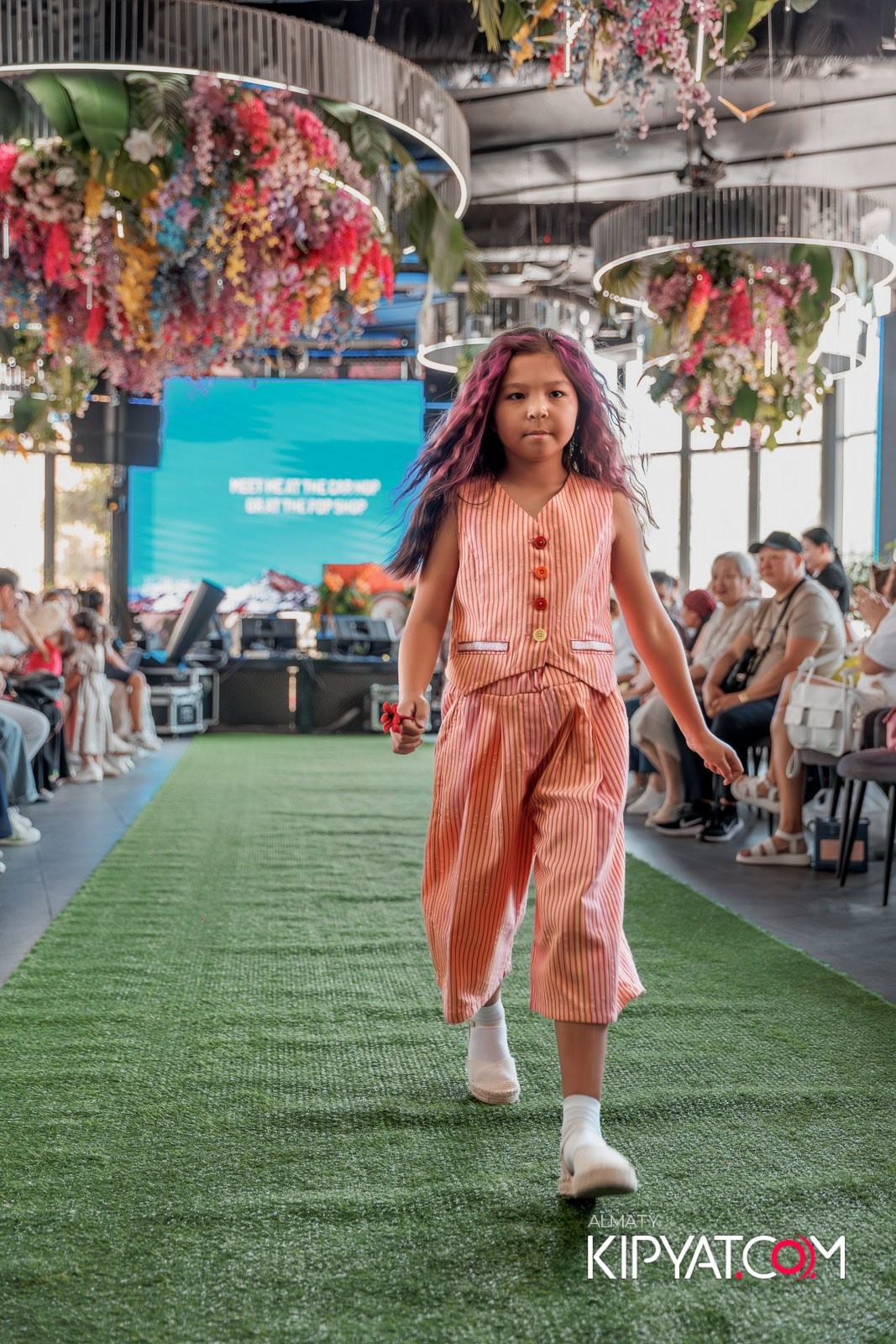 PROM KIDS FASHION SHOW. КИПЯТКОМ АЛМАТЫ!