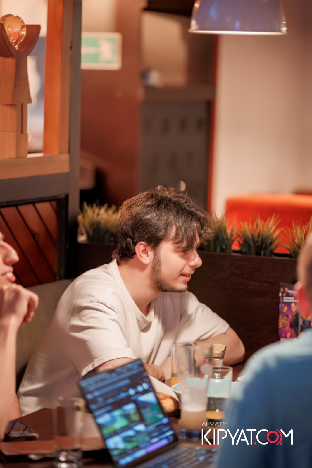 ШАШЛЫКОФФ. КИПЯТКОМ АЛМАТЫ!