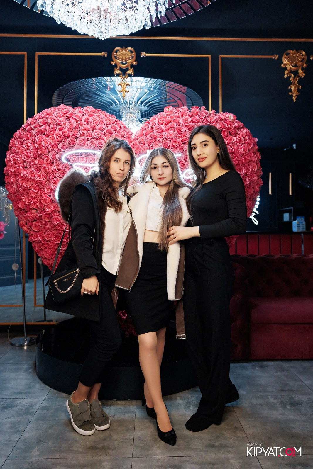 ЗАЯ, НА БИС. КИПЯТКОМ АЛМАТЫ!