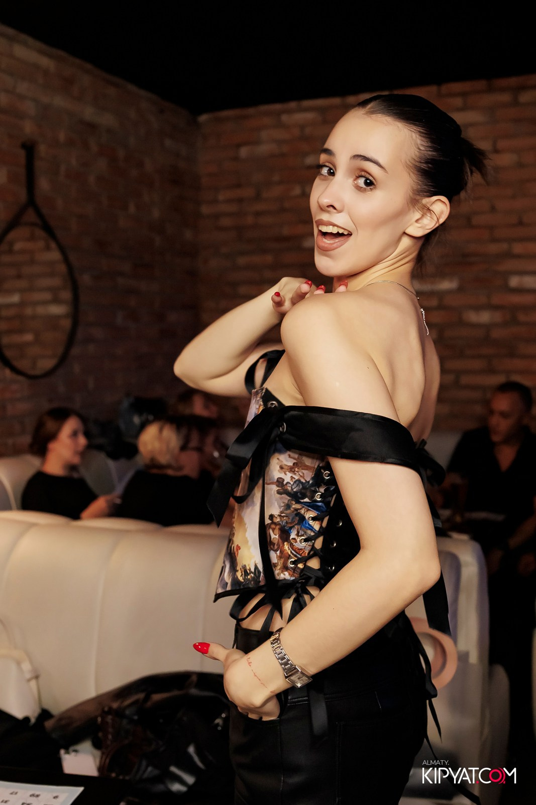 МУЗЫКАЛЬНОЕ ЛОТО В HIT RETRO. КИПЯТКОМ АЛМАТЫ!