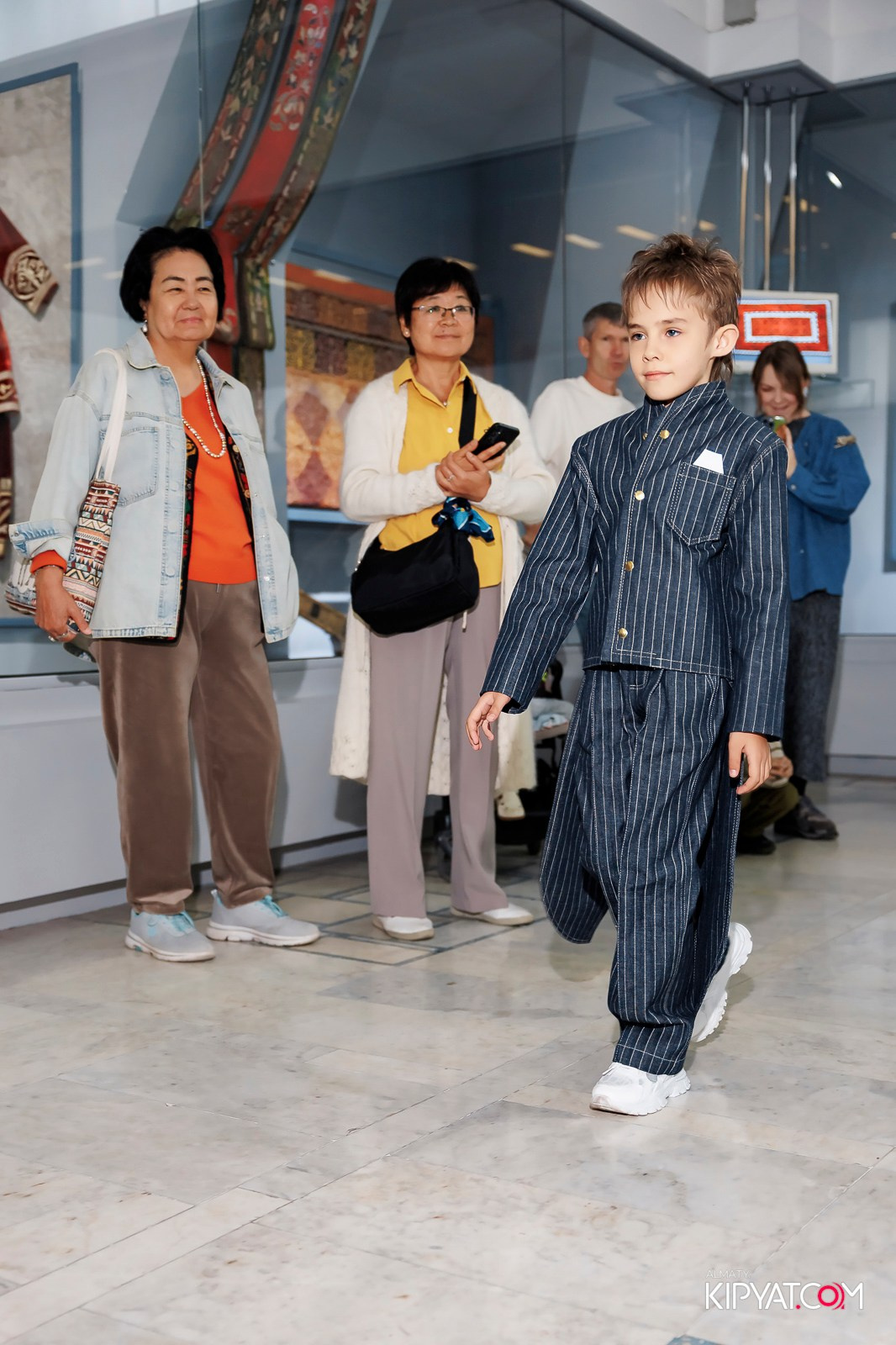 JUNIOR MODELS SHOW. ПЕРФОМАНС НОЧЬ В МУЗЕЕ. КИПЯТКОМ АЛМАТЫ! Фотосъемка мероприятий в Алматы