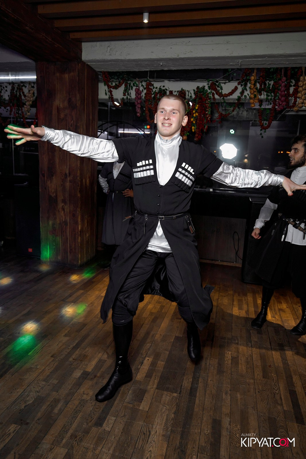 ВАХТАНГУРИ. КИПЯТКОМ АЛМАТЫ!