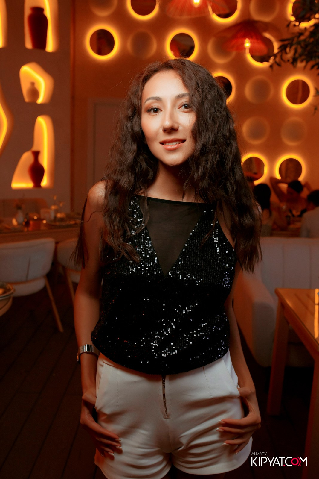 MOOD KARAOKE & TERRACE. КИПЯТКОМ АЛМАТЫ!