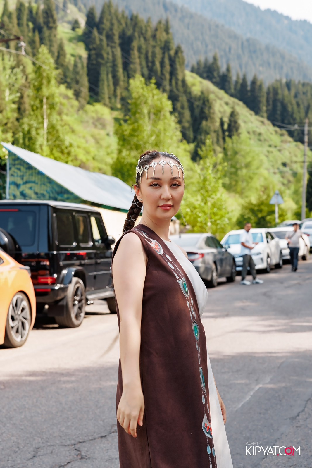 KANG REN TANG. КИПЯТКОМ АЛМАТЫ!