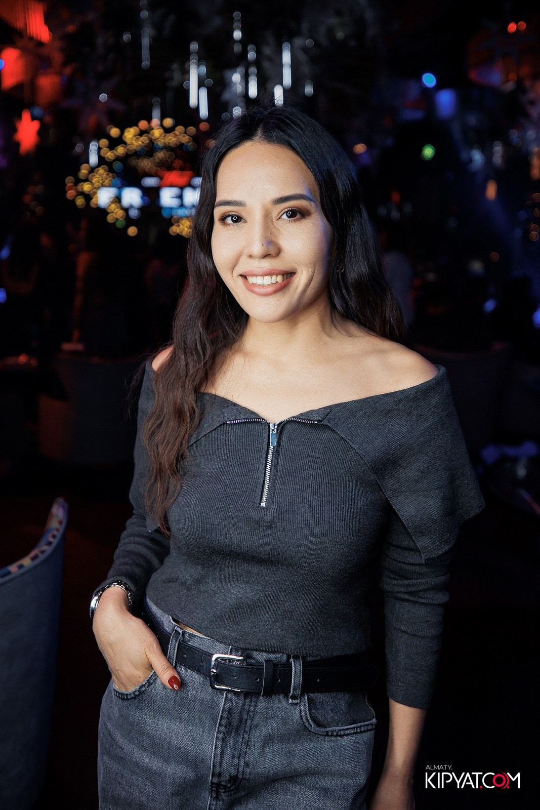 FRIENDS BAR & TERRACE. КИПЯТКОМ АЛМАТЫ!