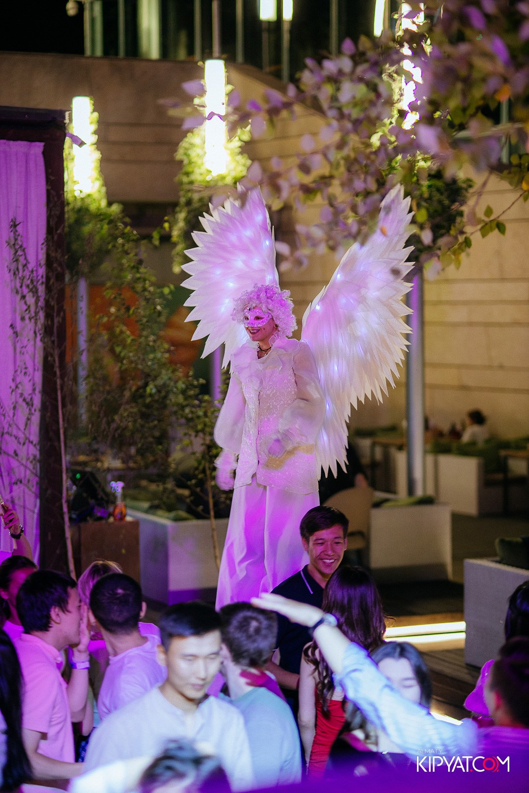 EVENT BAR. КИПЯТКОМ АЛМАТЫ!