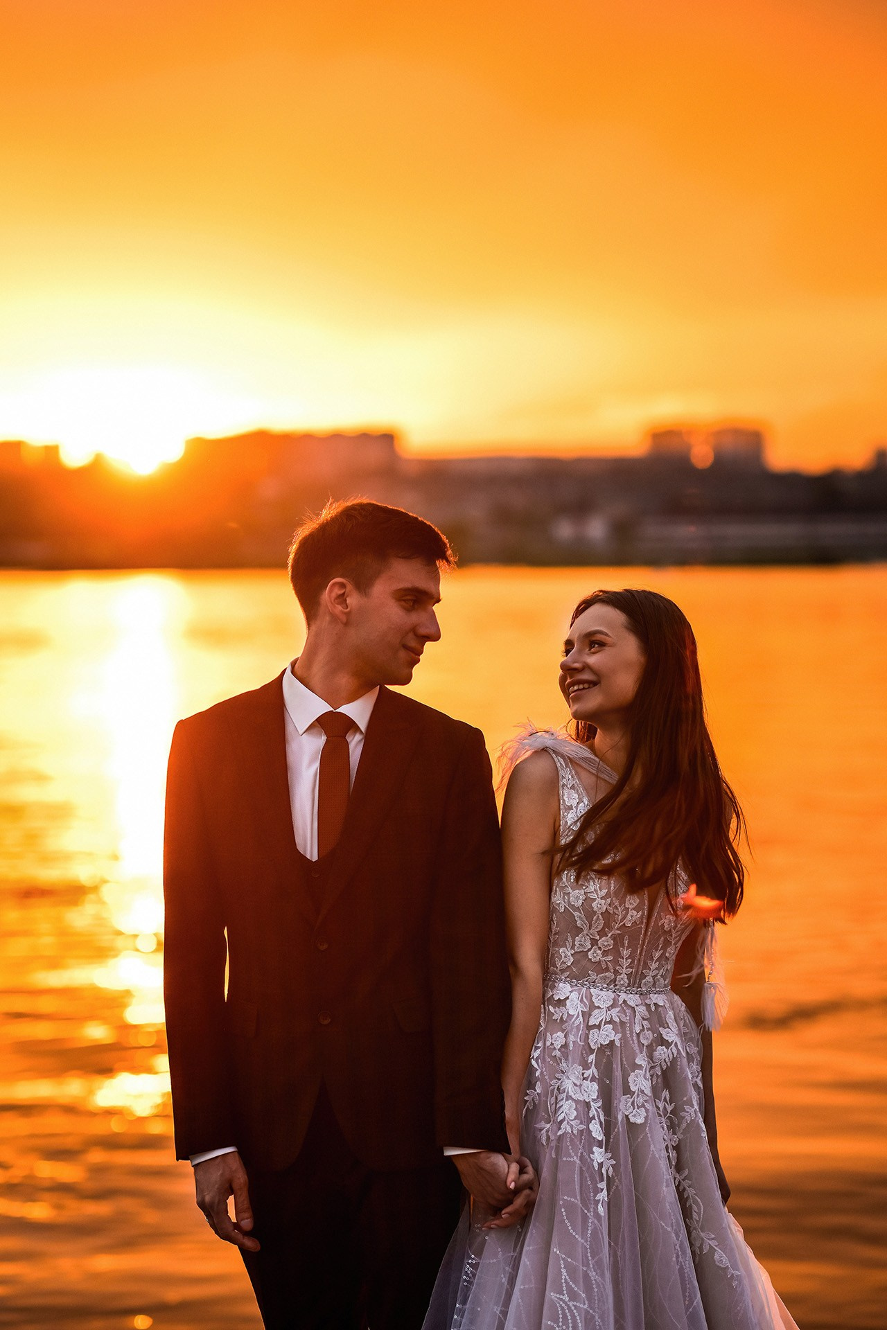 🦌 Игорь и Таня — стильная свадьба в Сибирском сафари-клубе | Городская фотосессия в центре Красноярска. 📸 Свадебный и семейный фотограф в Красноярске Тихомиров Евгений | 17 лет опыта | 800+ свадеб