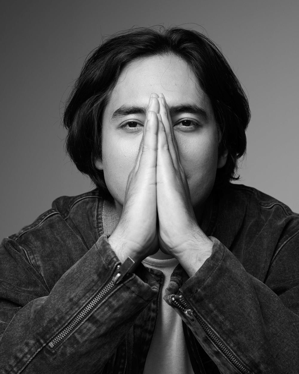 Санжар Мади актер Казахстан for Harper`s BAZAAR