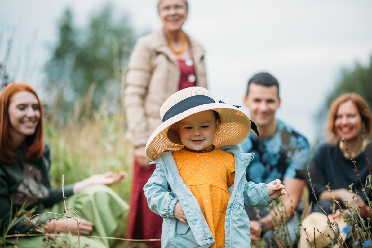 Про шляпы и самолёты. Фотограф Наташа Румянцева
