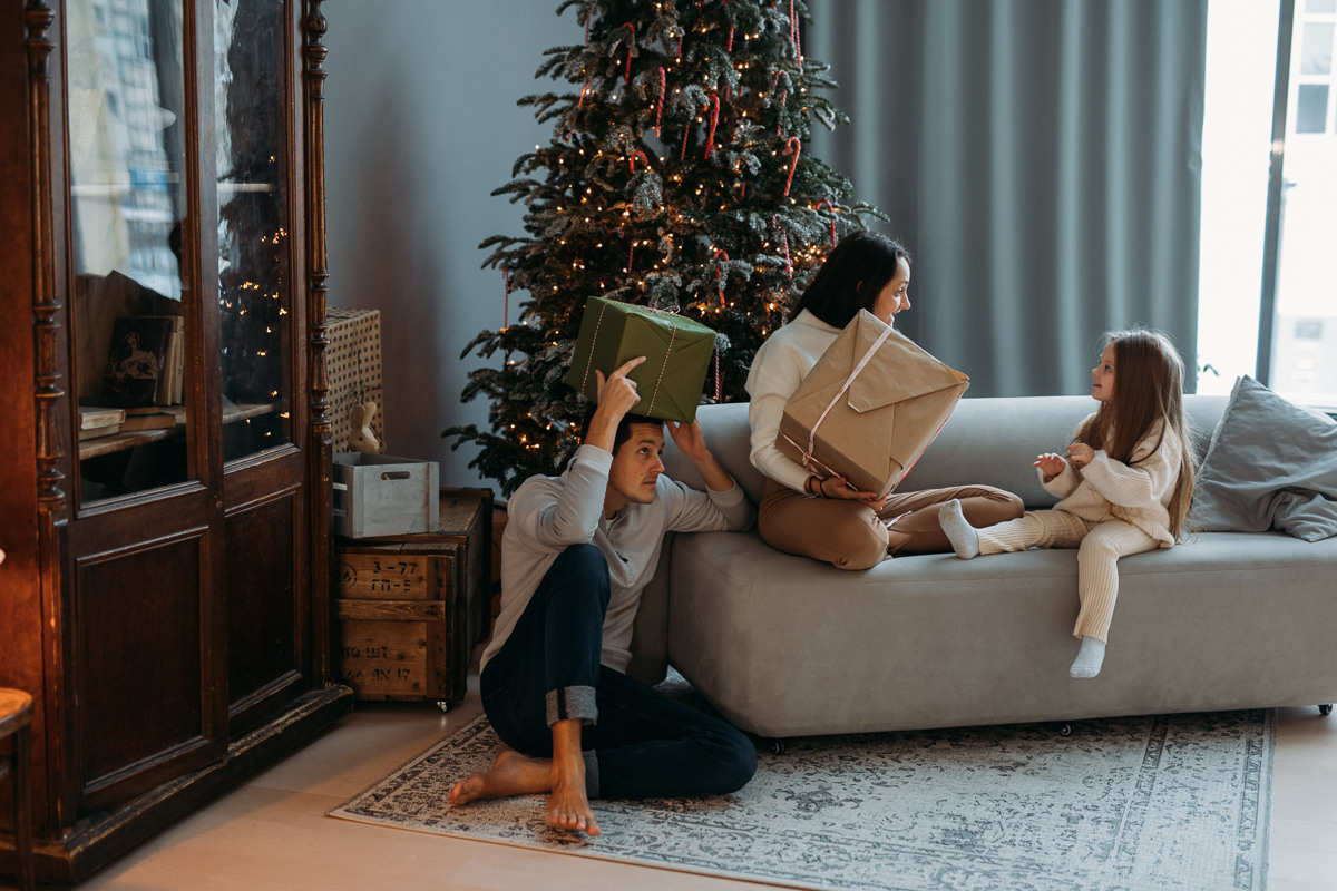 Анонс: АНЯ, МАША, ДАНИЛ NEW YEARS. Фотограф Наташа Румянцева