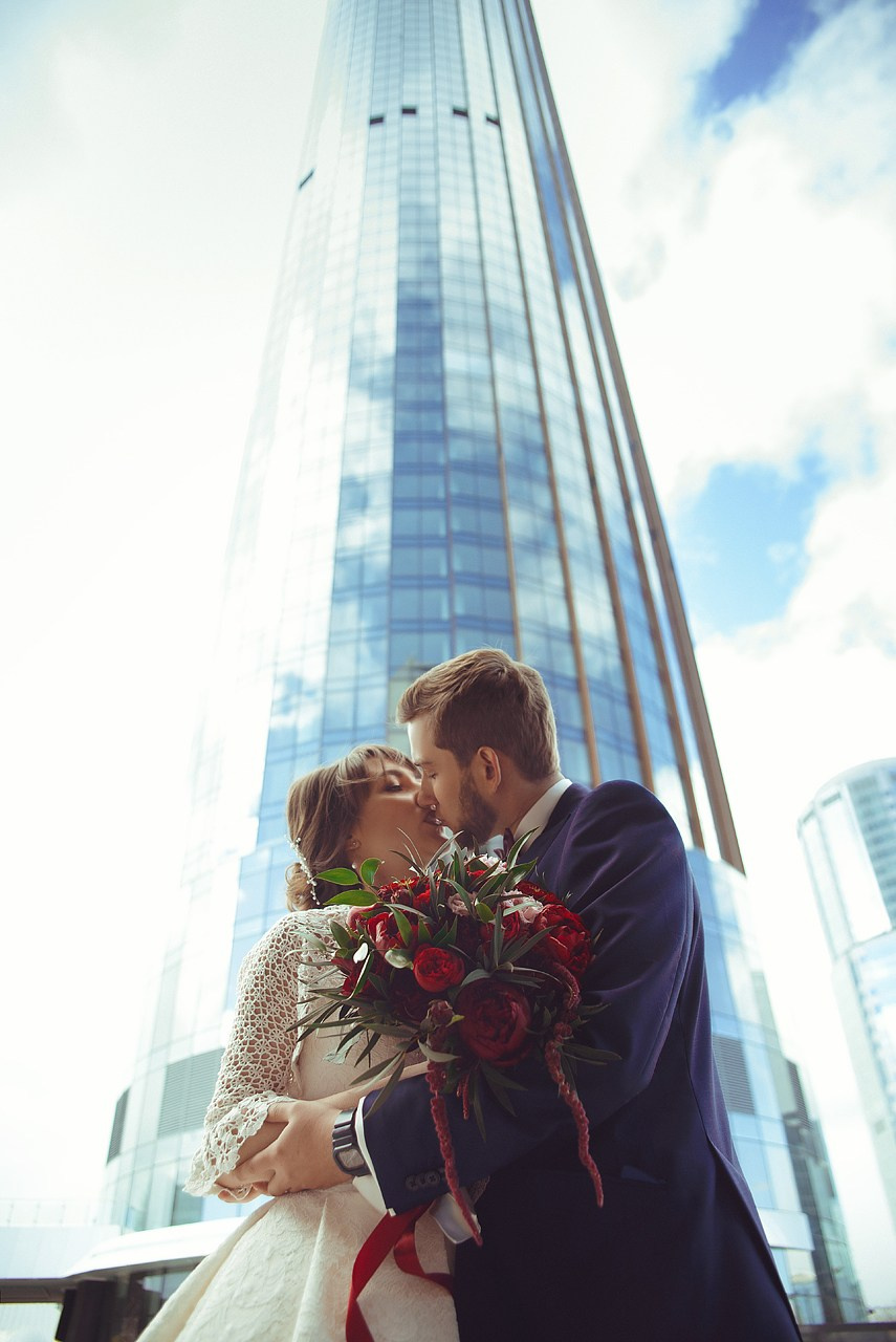 Свадебный фотограф в Екатеринбурге – цены и портфолио. Фотосъемка свадьбы в Екатеринбурге | Профессиональный фотограф. Фотограф Сергей Якубицкий Екатеринбург