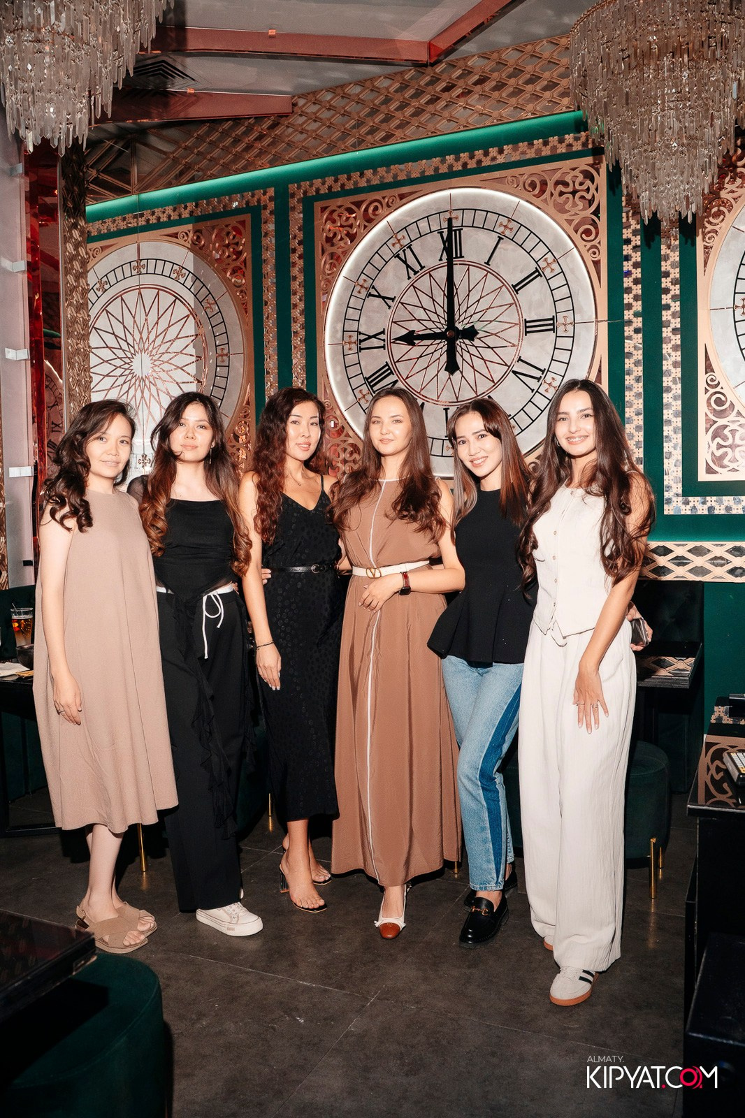 MOOD KARAOKE & TERRACE. КИПЯТКОМ АЛМАТЫ!