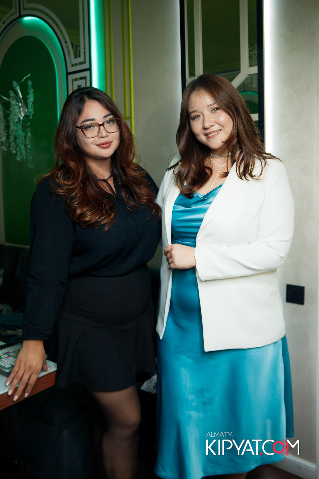 Ухо и Медведь на Гагарина. КИПЯТКОМ АЛМАТЫ!