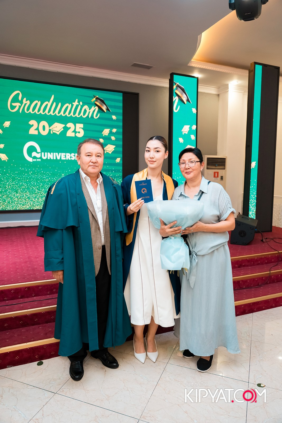 GRADUATION 2025 Q UNIVERSITY. КИПЯТКОМ АЛМАТЫ!
