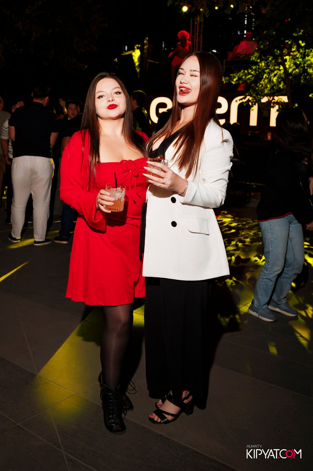 EVENT BAR. КИПЯТКОМ АЛМАТЫ!