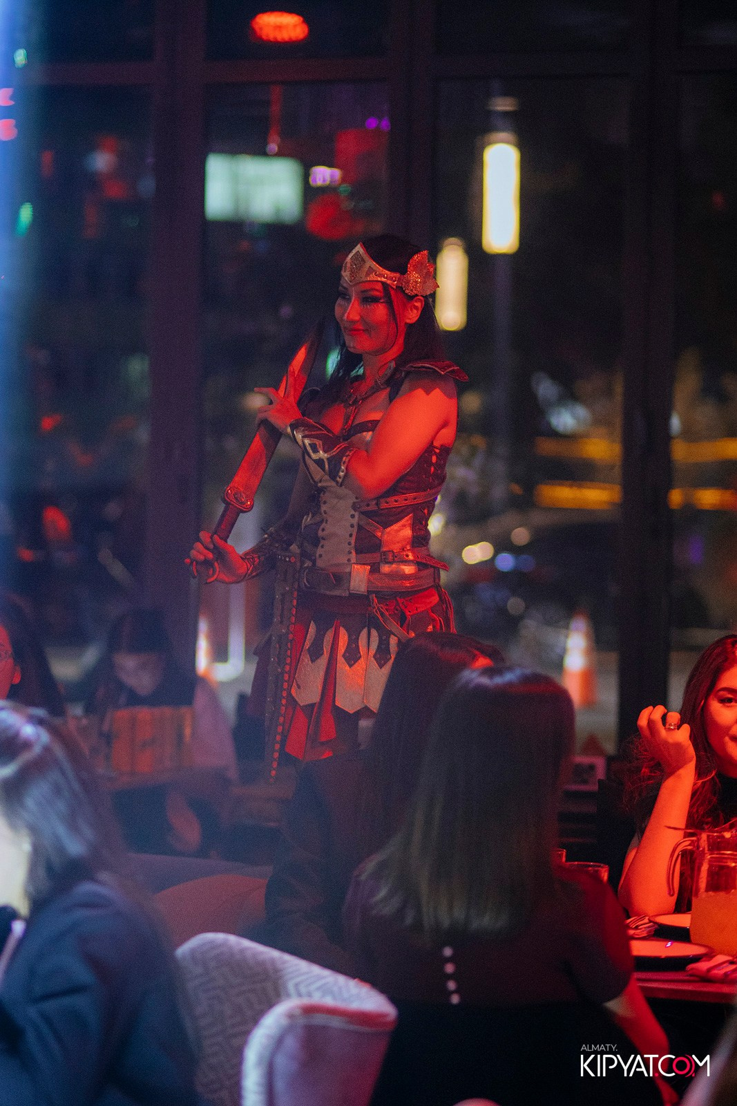 FRIENDS BAR & TERRACE. КИПЯТКОМ АЛМАТЫ!