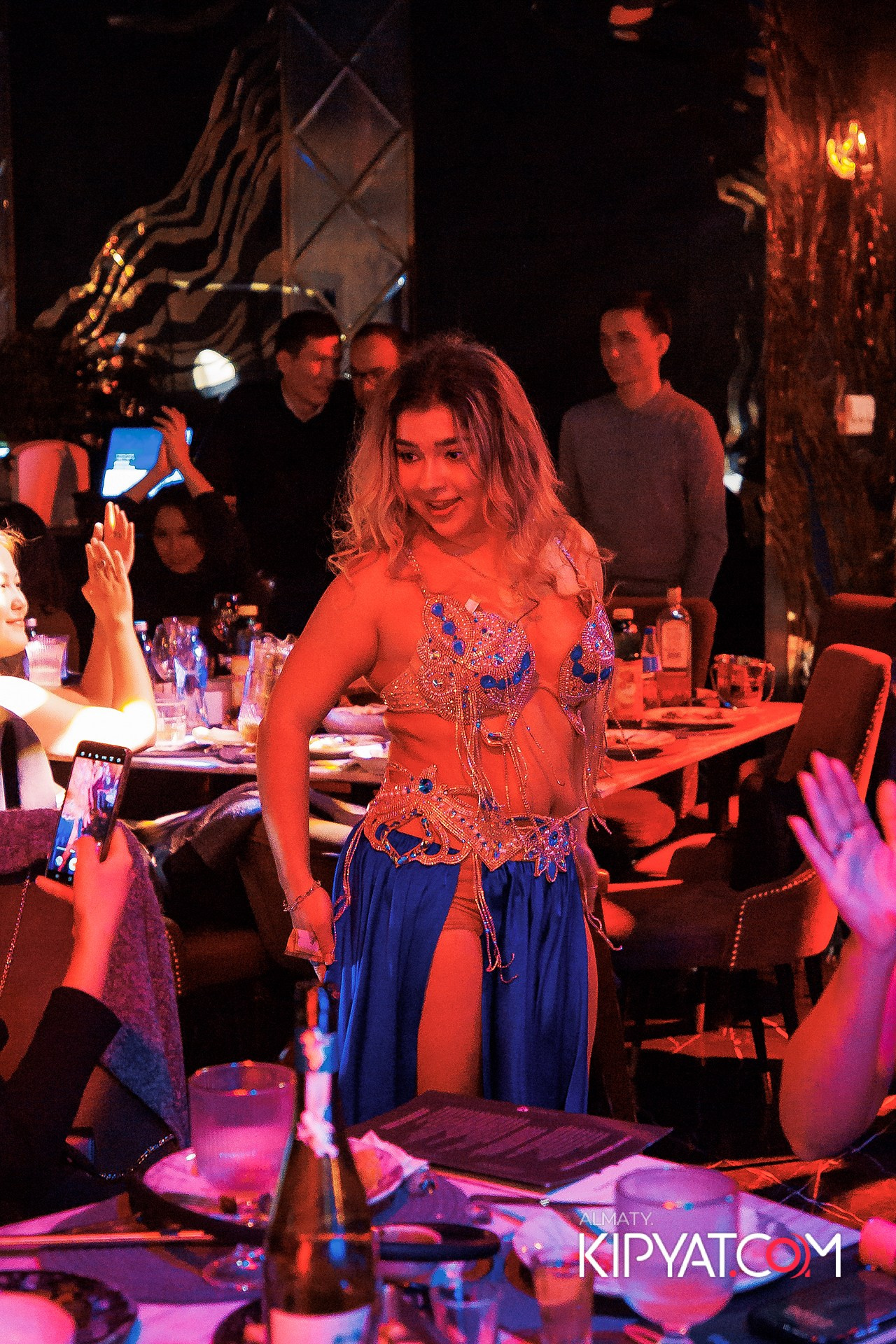 MOOD KARAOKE & TERRACE. КИПЯТКОМ АЛМАТЫ!